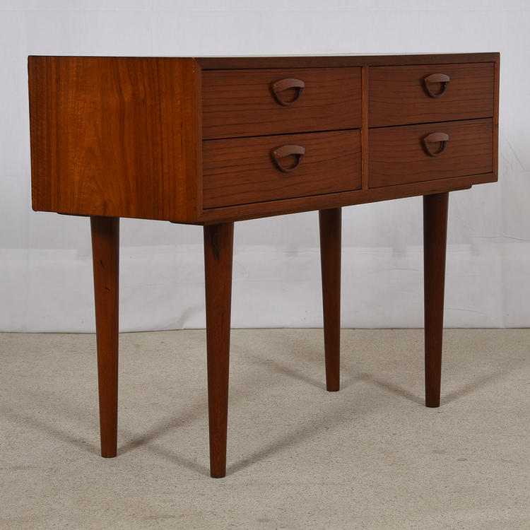 Danish Teak Petite 4-Drawer Nightstand / Accent Table w/ Sculpted Pulls