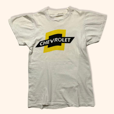Vintage 1960s/1970s CHEVROLET Logo T-Shirt ~ fits XS ~ Single Stitch ~ Worn-In / Soft / Thin ~ Chevy / Car / Auto / Racing 
