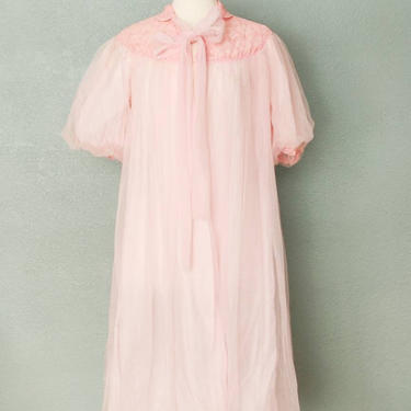 Vintage Pink Bed Jacket // 50s 60s Union Made Lace Sheer Tulle Nightgown // Robe Pussy Bow Tie 
