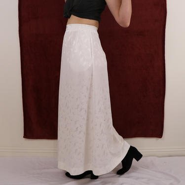 White Skirt/ Flowey Skirt/ 1980's/ Eighties/ Long Skirt/ Maxi Skirt/ Nature Print/ Leaf Print/ Medium/ Small 