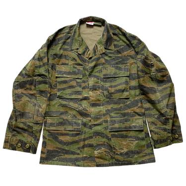 Vintage TIGER STRIPE Camouflage Jungle Jacket / Shirt ~ size Small Regular ~ Jungle Fatigues ~ Army Special Forces ~ Camo 