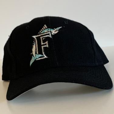 Sports Specialties Florida Marlins Black Fitted Hat