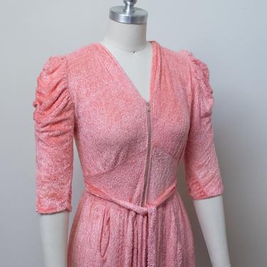 1940s Chenille Bubblegum Pink Dressing Gown 