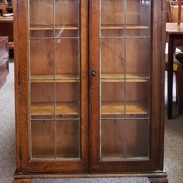 Item #MA151 English Oak Bookcase w/ Leaded Glass Doors c.1940