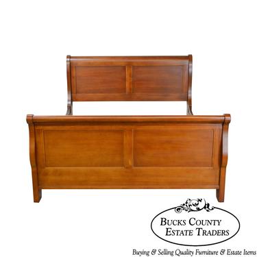 Lexington Traditional Cherry Wood Queen Size Sleigh Bed 