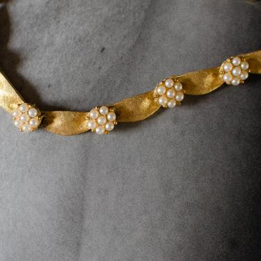 Vintage Trifari Brushed Gold Tone Faux Pearl Flower Choker Necklace 