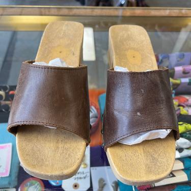 Vintage 1970s Brown Leather Candies High Heel Sandals size 7 38 