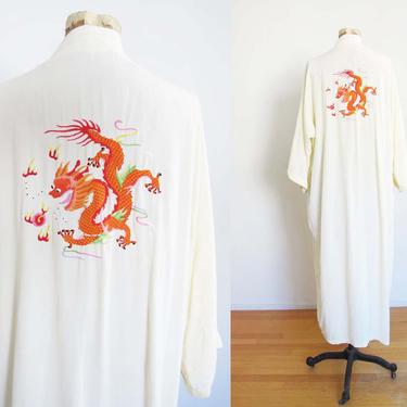Vintage 60s Chinese Dragon Robe - Embroidered Chinese Dressing Robe - 1960s Asian Souvenir Rayon Robe Off White  Chinoiserie Boho Loungewear 