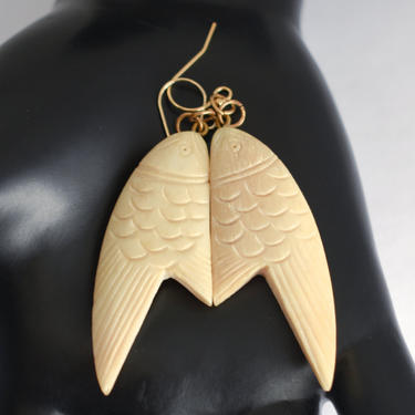 Mod 60's carved bone 14k GF abstract fish dangles, whimsical chunky handcrafted edgy bone gold filled fish earrings 