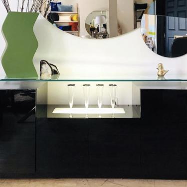 Lighted Noir Lacquered Console