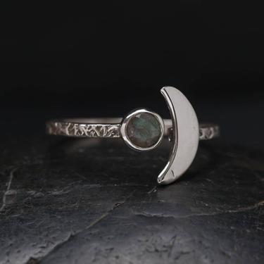 Sterling Silver Labradorite Crescent Ring