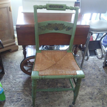 ANTIQUE Hitchcock Style Rush Seat Side Chair (s)// Country Farmhouse Decor// Rustic Country Decor//Antique Green Hand Distressed Wood Finish 