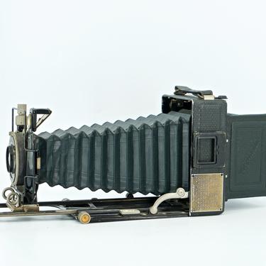Vintage Folding Camera Voigtlander Bergheil 9 x 12 Heliar f4.5 13.5cm 135mm Compur 
