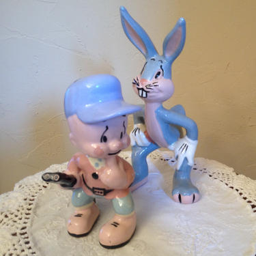 Vintage Rare 40's ceramic Bugs Bunny and Elmer Fud figurine by Evan Shaw &amp; Co of California 