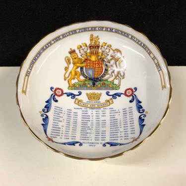Aynsley Footed Compote Bowl Queen Elizabeth II Silver Jubilee 1977 