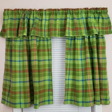 Vintage 1960's Pinch Pleat Curtains / 70s Sears Green Plaid Drapes / 3 piece Set 