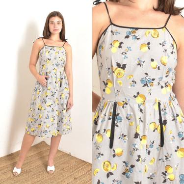 Vintage 1950s Dress / 50s Novelty Lemon Print Cotton Sundress / Gray Yellow ( medium M ) 