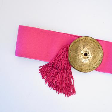 80s 90s Vintage Pink Gold Stretch Elastic Belt Metal Medallion Fringe Belt  Medium Large Wide Pink Elastic 80s Designer belt Rafael Sanchez 