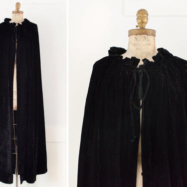 Vintage Cape Velvet Black Full Length Opera Goth Evening Coat / Cape / Cloak 1920's 