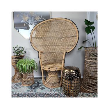 Vintage Wicker Peacock Chair Excellent Condition (SHIPPING EXTRA) | Boho Rattan Bohemian Buri Woven Wingback 70s Bridal Wedding Showers 