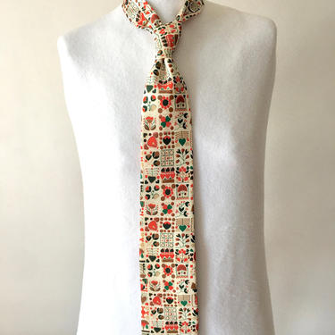 Vintage Hearts Necktie 