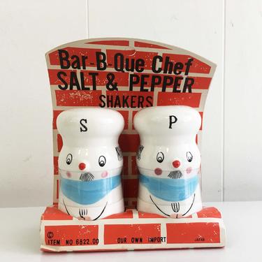 Vintage Bar-B-Que Chef Shaker Set Salt Pepper Shakers Japan Blue Red BBQ White 1960s Mid-Century MCM Retro Kitchen Deadstock NOS Picnic 