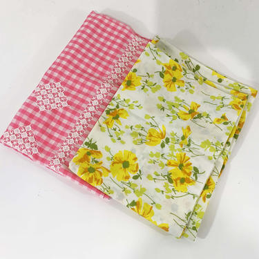 ONE True Vintage Standard Pillowcase Pink Gingham Mod Yellow Floral Pillowcases Bedding Flowers Mid-Century Retro Kitsch Kawaii Cute 1960s 
