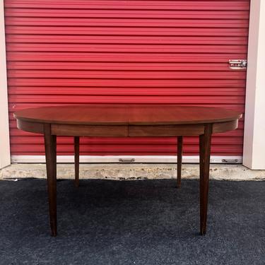 Mid Century Walnut Dining Table with 2 Leaf
