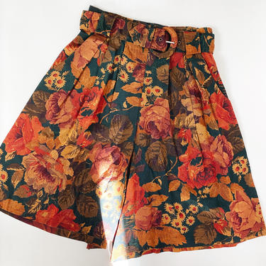 Vintage Floral Metallic Michael Company Shorts 19980s / 1990s 