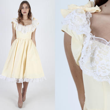 Vintage 80s Yellow Prom Dress White Lace Sweetheart Neckline Dress Gunne Sax Romantic Bridal Party 1980s Floral Womens Mini Dress 
