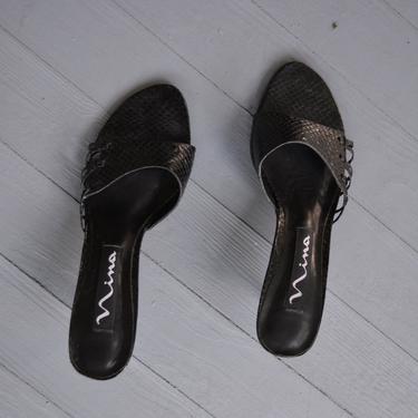 Vintage leather kitten heels / black croc kitten heels / croc embossed heels / black mules / black slide sandals / leather slide sandals / 9 