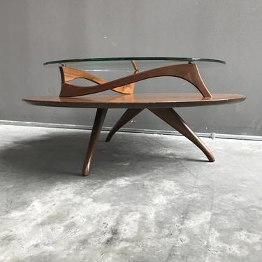 Circular Modernist Coffee Table by Vladimir Kagan