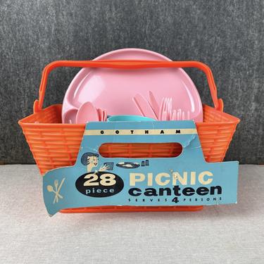 Gothamware Picnic Canteen plastic set for 4 - 1960s vintage picnic set 