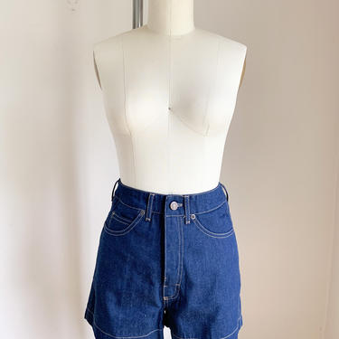 Vintage 1980s Calvin Klein Denim Shorts / XS / 24&quot; waist 