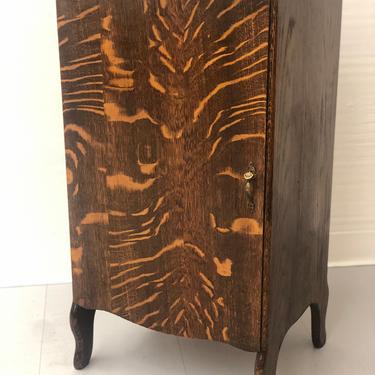 Free and Insured Shipping Within US - Antique Tiger Oak Wood Early 20th Century Record Sheet Music Cabinet Storage Table 