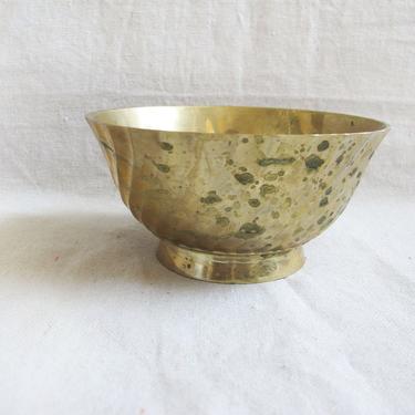 Vintage Brass Bowl - Small Indian Brass Bowl - Footed Pedestal Bowl - Hollywood Regency Decor - Ridged Decorative Bowl - Bar Cart Vanity 