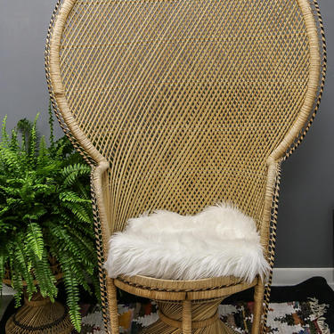 Vintage Peacock Chair, wicker high back fan rattan mid century bohemian boho, LOCAL P/U Chicago, Il area or Your Shipper 