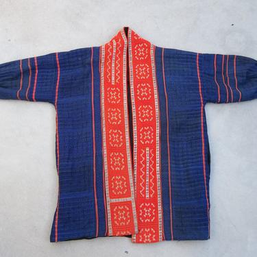 Vintage Jacket Hmong Vintage 1960s 1970s Vintage Kantha Quilt 1960's  Hmong-Meo Hill Tribe Jacket Red Large overzised 