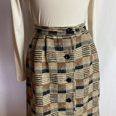 60’s 70’s Pendleton wool plaid skirt~ shorter A line cut~ buttons up the front~ neutral tones & black 
