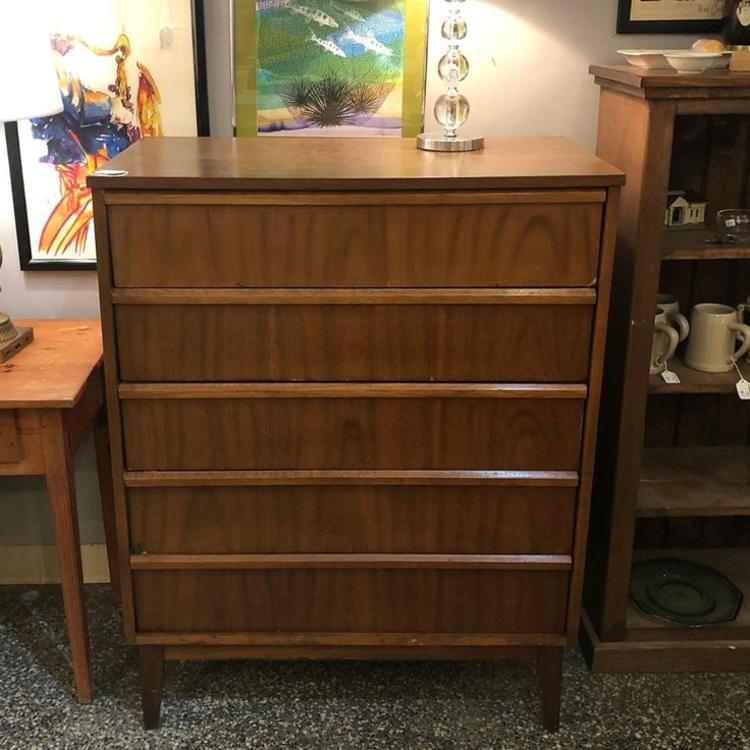                   Midcentury modern chest of drawers! A steal at only $325