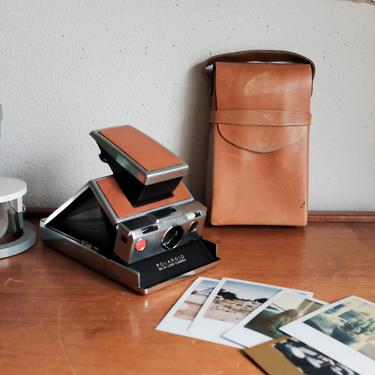 Polaroid Sx-70 Land Camera with Original Leather Bag 