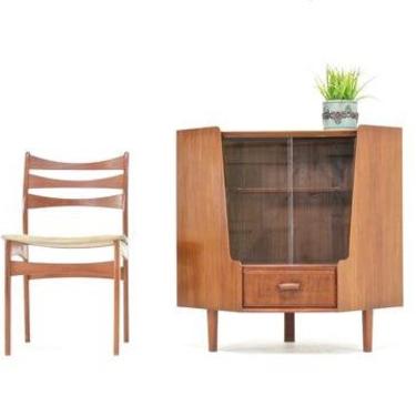 Mid Century Corner Unit By Wrighton Furniture 
