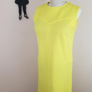 Vintage 1960's Pastel Shift Dress / 70s Polyester Yellow Day Dress L 
