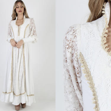 Vintage 1970s Gunne Sax Crochet Maxi Dress Floral Tiered Long Renaissance Fair Dress Lace Up Corset Jute Trim Long Prairie Bridal Gown by americanarchive