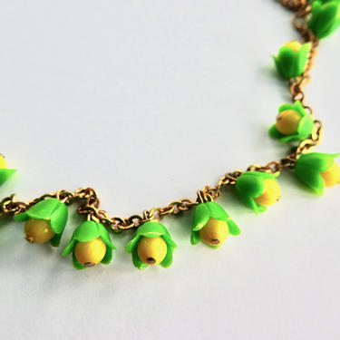 Mod Green and Yellow Plastic Flower Necklace 