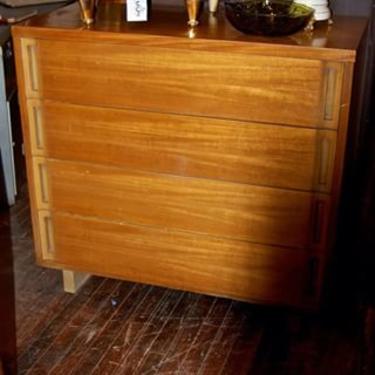 Hiboy #dresser from the 60's new to Simon! What else came in over the weekend? Come in and find out!!