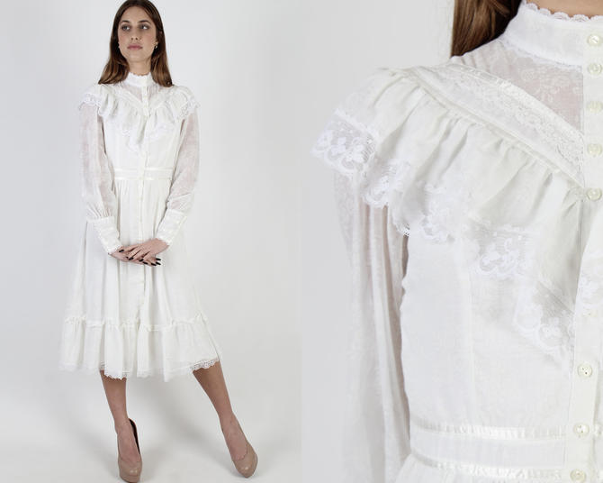 Gunne Sax Dress / Plain Victorian Style / Vintage 70s Womens Prairie Wedding Gown / Sheer Floral Off White Lace Ivory Midi Mini Dress 