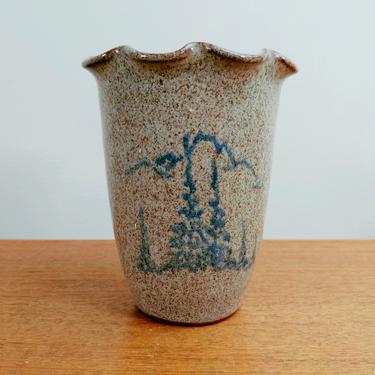 Old Time Pottery Wall Pocket | Wall Vase Flower Vase | Mountain Forest Trees | Winthrop WA | 1992 