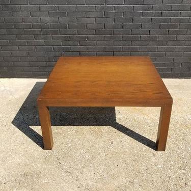 Dark wood laminate Parsons coffee table. 18.5 " height, 36" wide, 30" deep. 