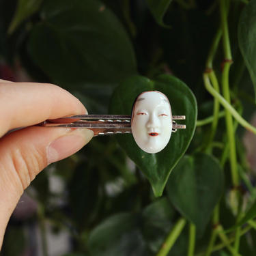 Toshikane Mask Hair or Tie Clip 